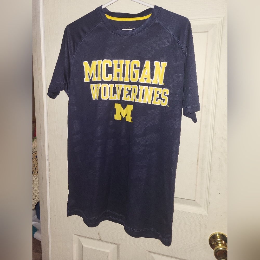 Men's t-shirt